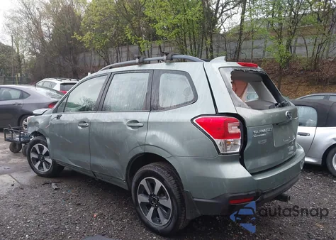 2017 Subaru Forester 2.5I из США, поврежденный, VIN JF2SJABC4HH452602